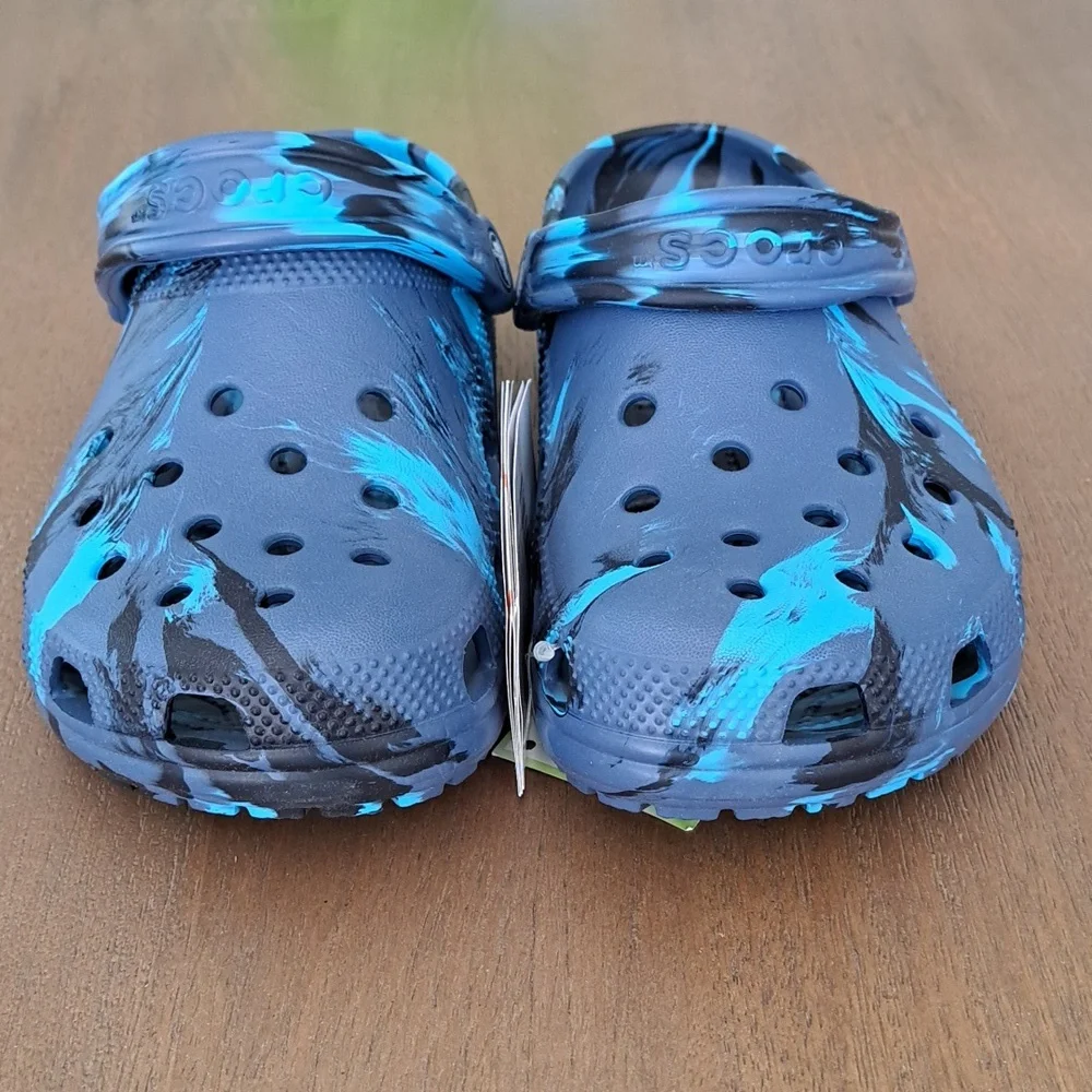 Crocs Kids' Classic Clog - Color: Marbled Navy/Multi - Size: Kids J5 - Picture 3 of 9